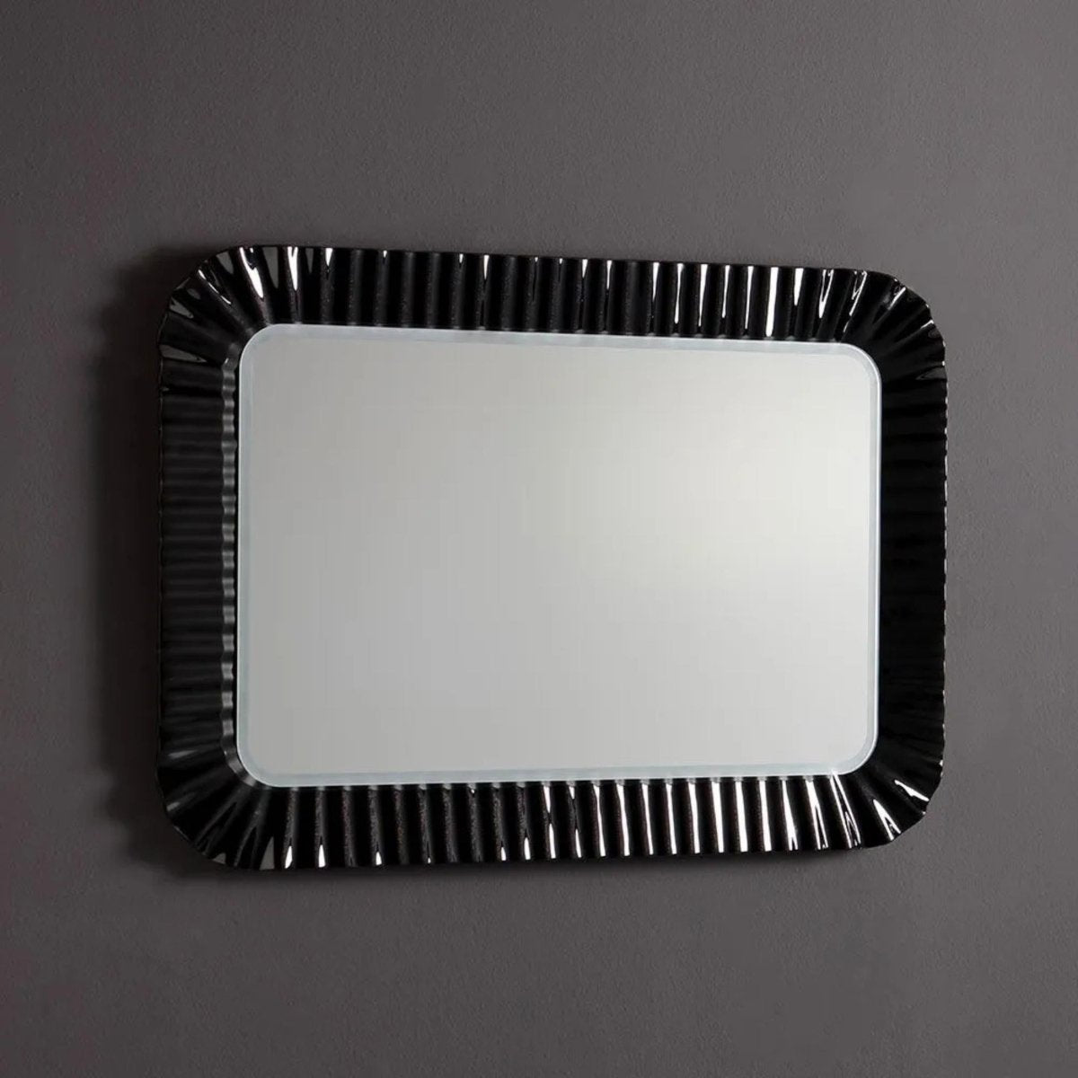 Specchio led rettangolare "Redding" con cornice in vetro fuso reversibile cm 94x68 - MondoViro
