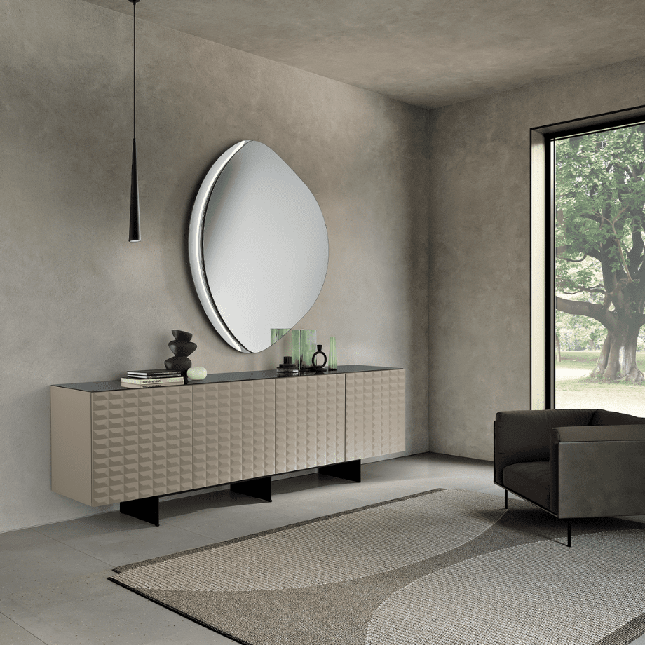 Specchio da parete sagomato "Silhouette" con semi cornice in vetro fuso - MondoViro