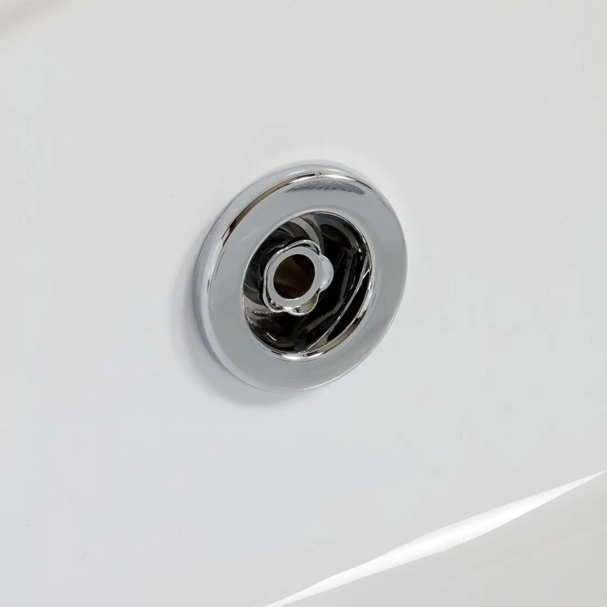 Vasca da bagno angolare con idromassaggio "Doris" in acrilico bianco cm 170x78 65h - MondoViro