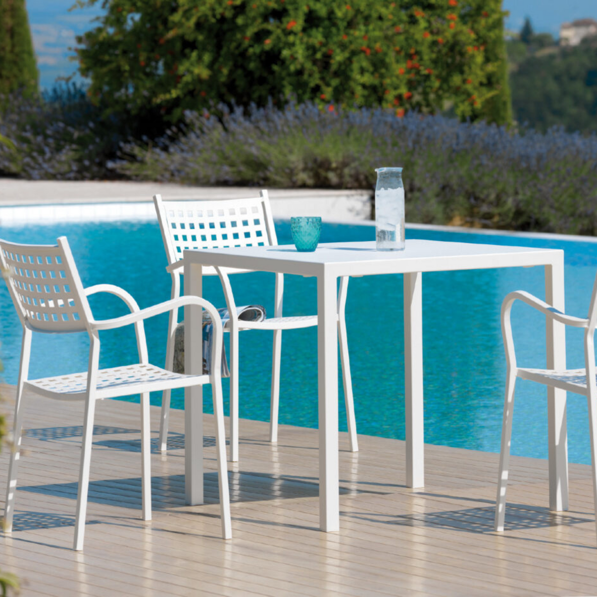 Tavolo fisso quadrato in metallo "Quatris" modero impilabile bar giardino h 75 cm