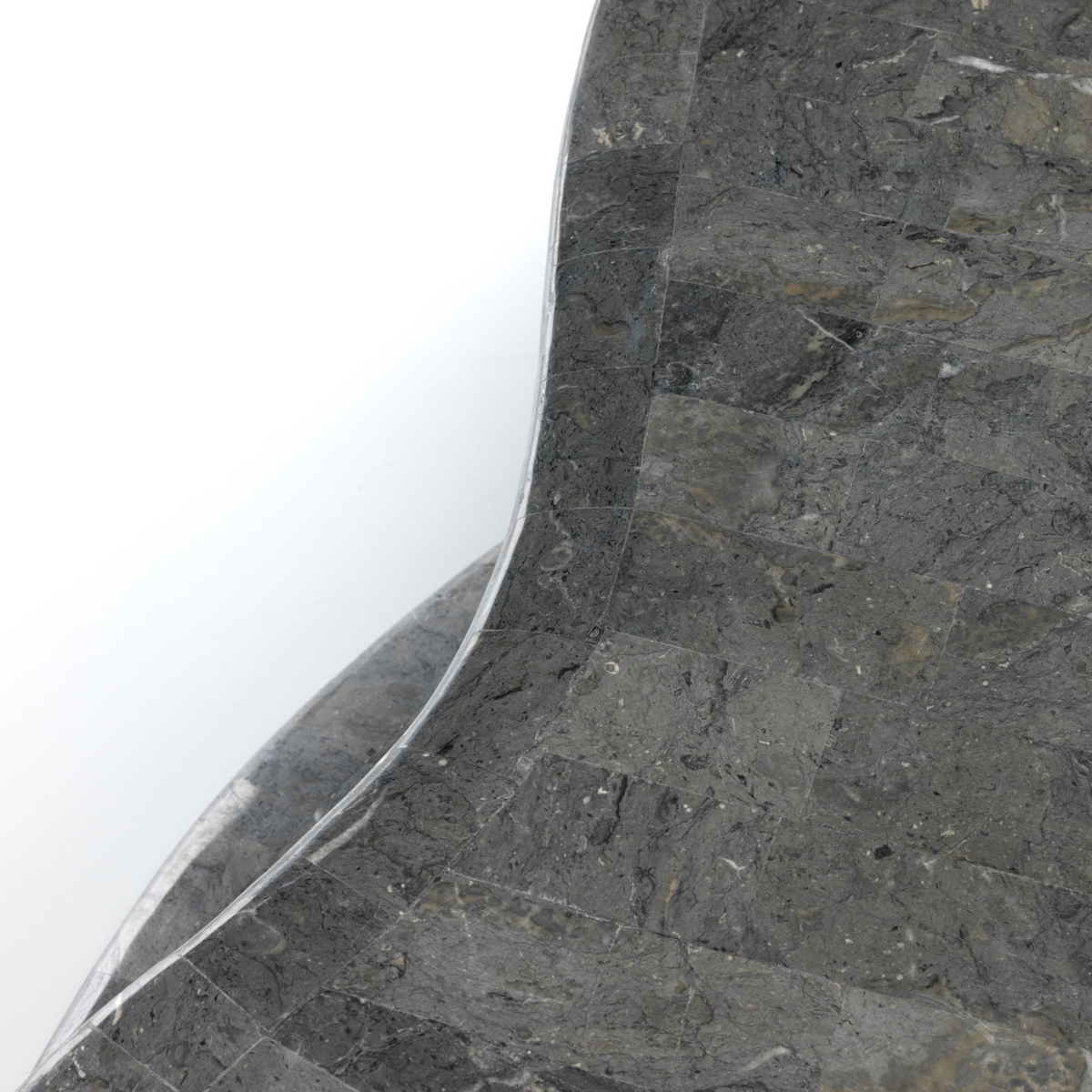 Tavolino basso design in pietra fossile "Scarf" cm 123x60 34h