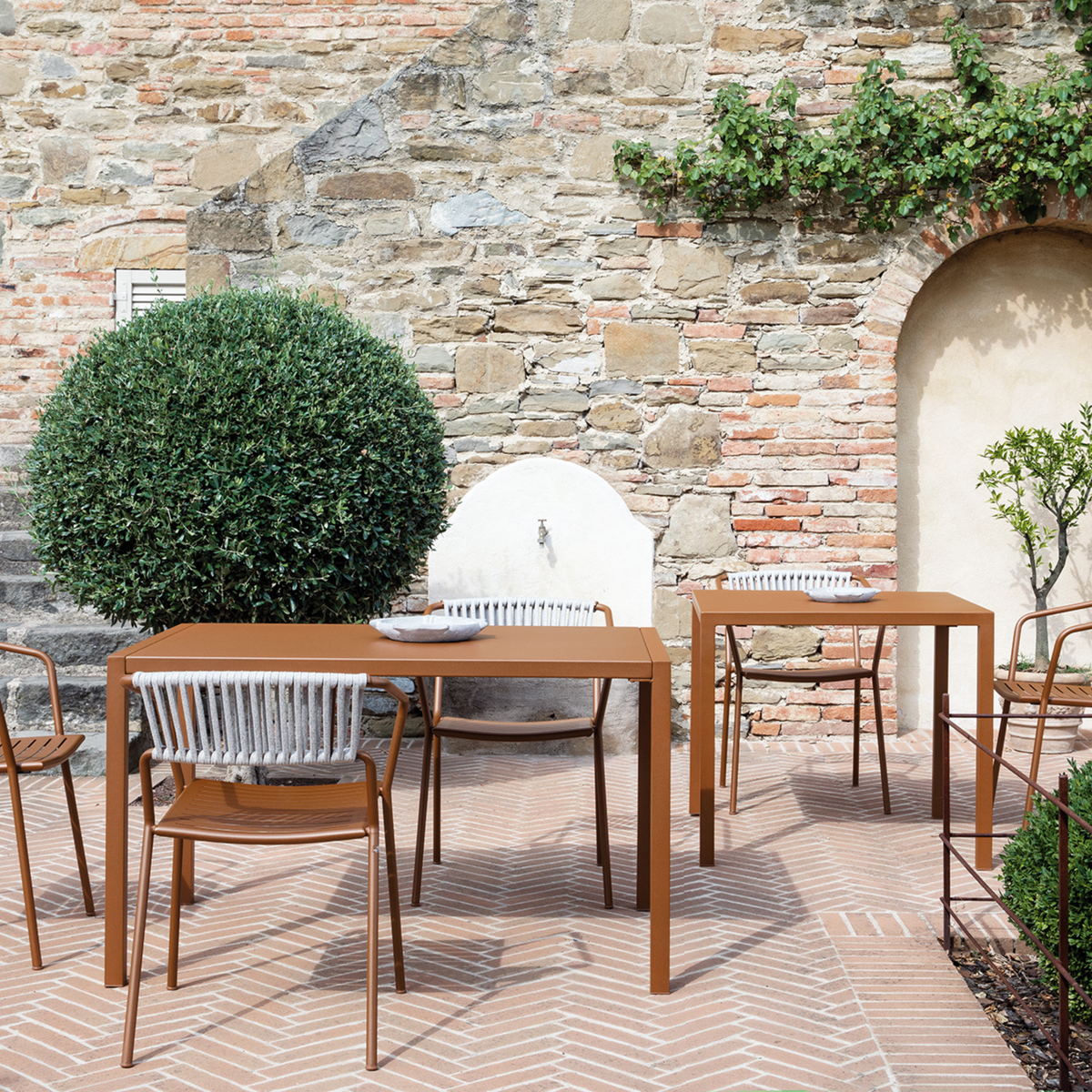 Tavolo fisso rettangolare in metallo "Quatris" da giardino cm 80x60 75h