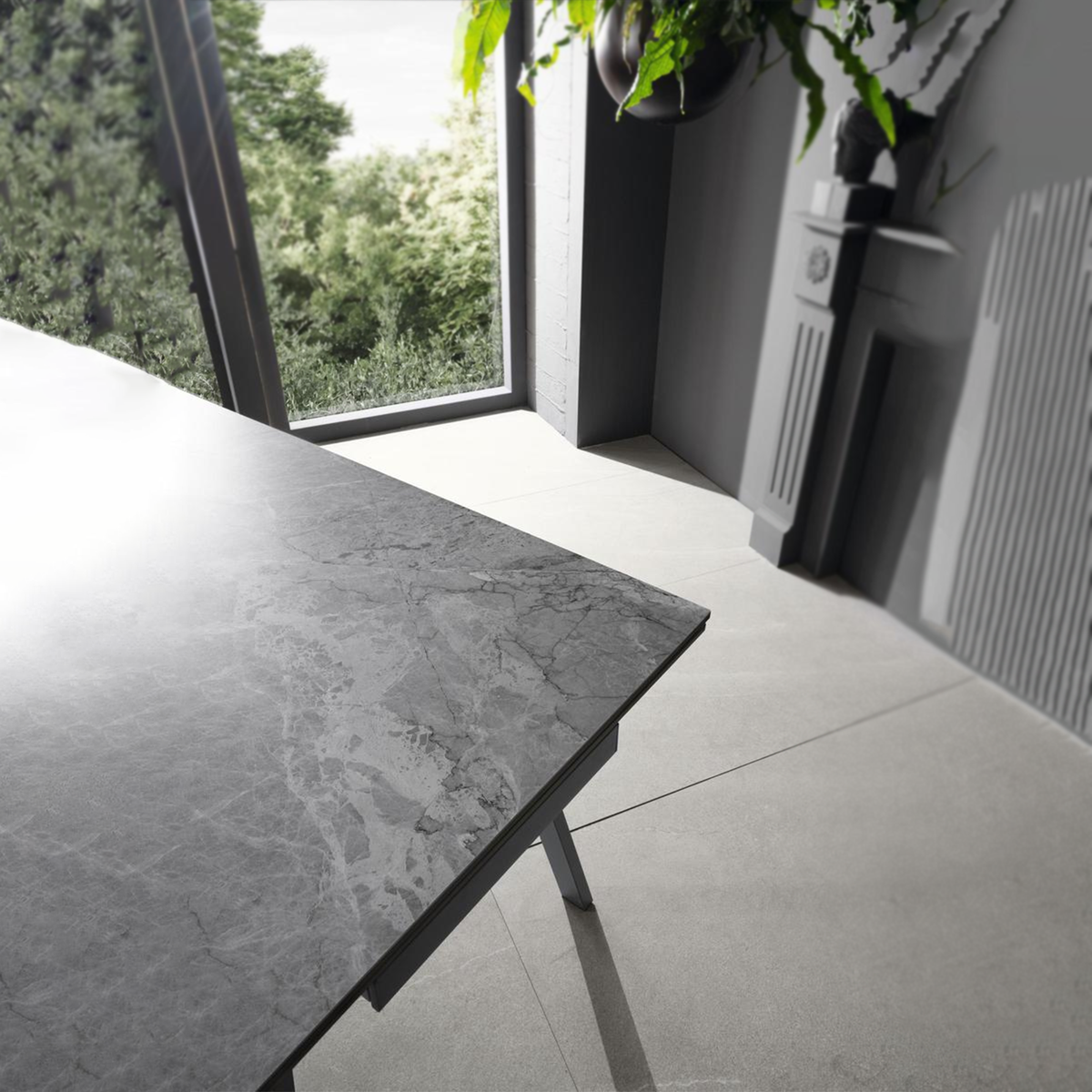 Tavolo allungabile "Zante" piano in pietra effetto marmo cm 200x80 76h