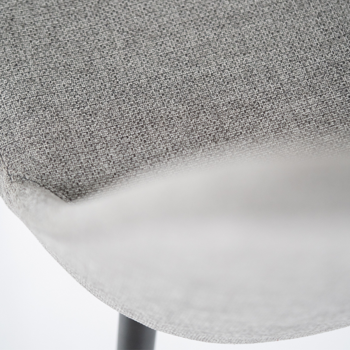 Set di sedie moderne in tessuto "Giglio" con gambe in metallo verniciato cm 46x55 85h