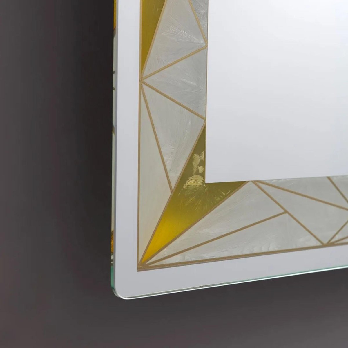 Specchio a led da parete "Mosaic" touch con inserti satinati e colorati - MondoViro