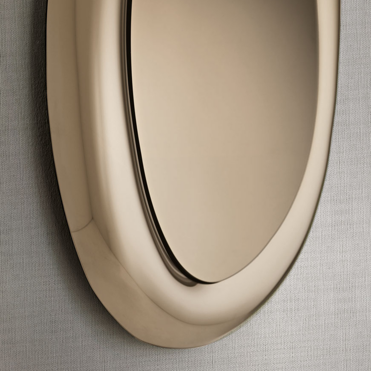 Specchio moderno da parete "Carry" con cornice curva da soggiorno