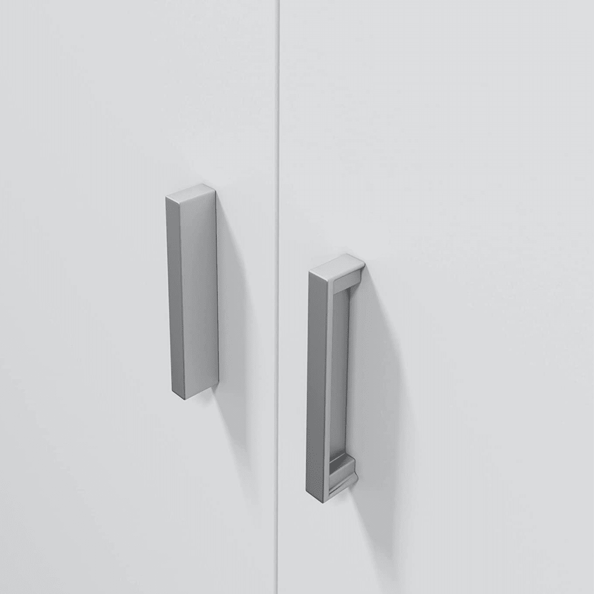Armadio multiuso bianco in legno con ripiani e vano portascope h 180 cm - MondoViro