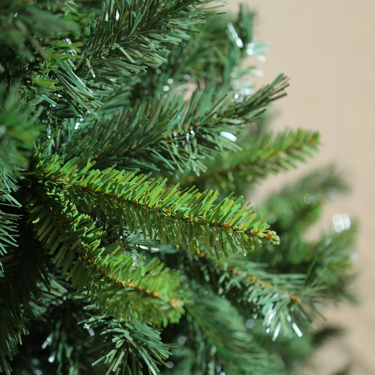 Albero di Natale moderno "Tenerife" in PVC di altissima qualità effetto realistico - MondoViro