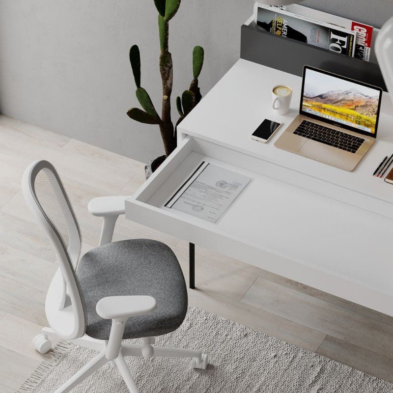 Scrivania da ufficio "Leila" in legno con 1 cassetto e 2 scomparti cm 110x60 101h - MondoViro