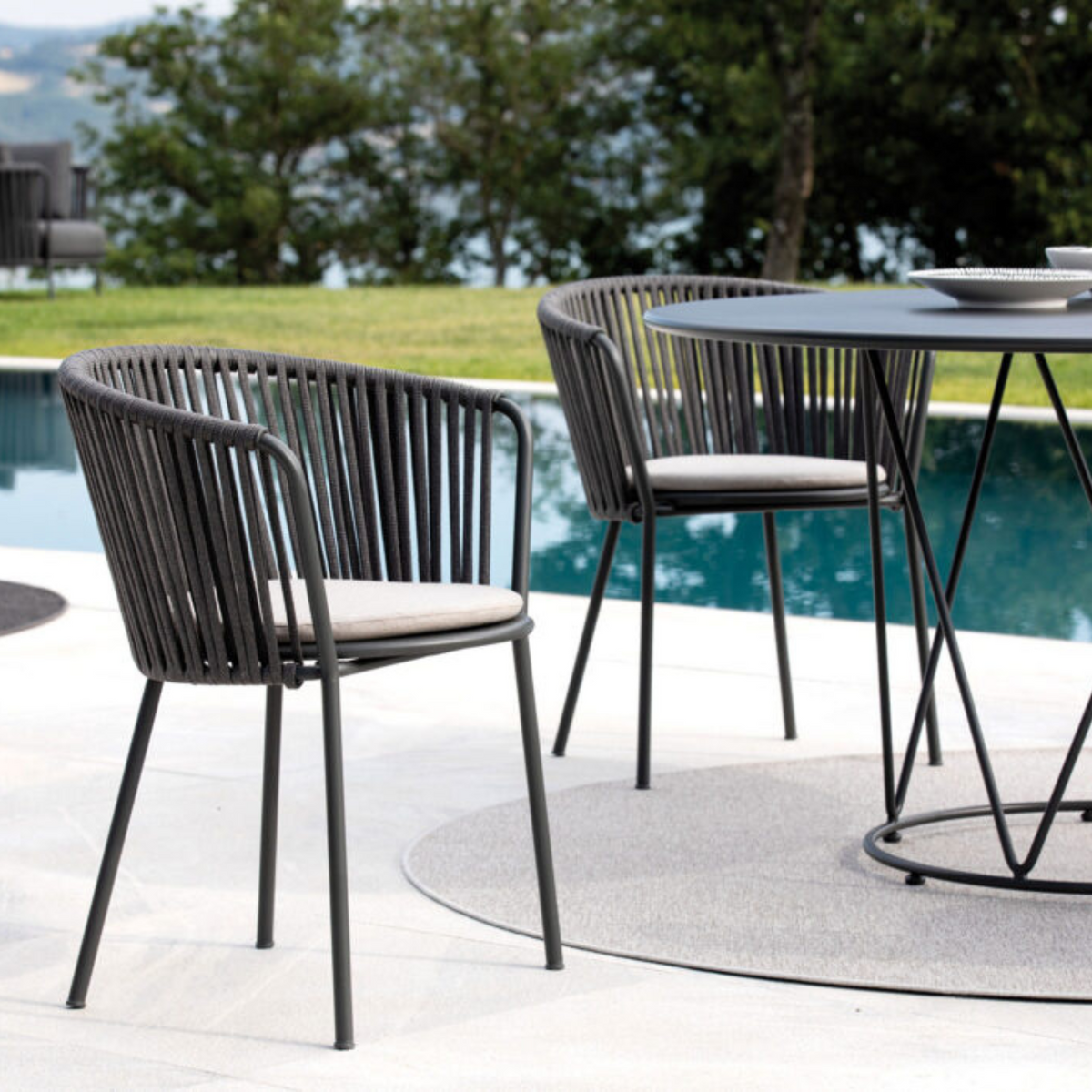 Set di sedie in acciaio inox e corda "Daisy Rope" da giardino cm 62x50 80h