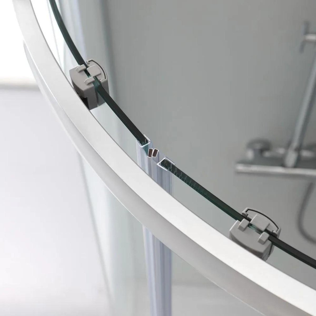 Box doccia semicircolare "Genova" con 2 ante scorrevoli in vetro temperato h 185 cm - MondoViro