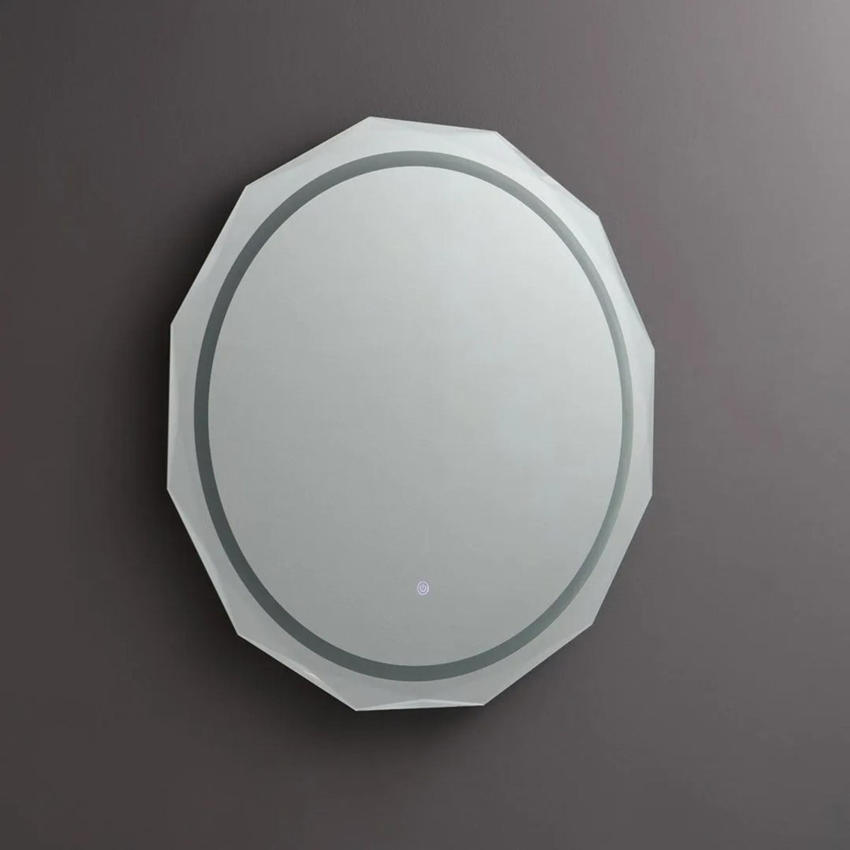 Specchio a led "Horizonte" con bordo sfaccettato e illuminato - MondoViro