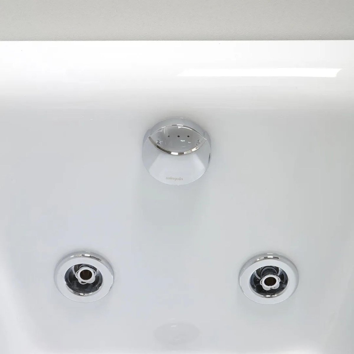 Vasca da bagno idromassaggio "Agata" incassata tra 3 muri in acrilico cm 170x75 56h - MondoViro