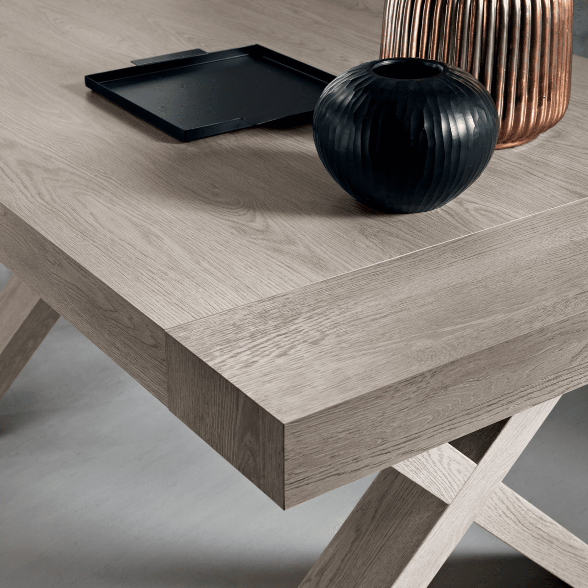 Tavolo allungabile da pranzo "Barton" con allunghe in laminato effetto legno cm 160/260x90 76h - MondoViro