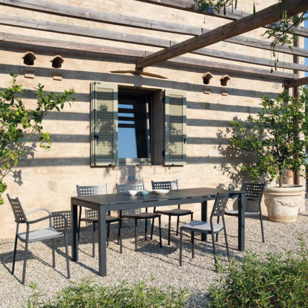 Sedie in metallo da giardino "Alice" con braccioli impilabile cm 53x53 85h