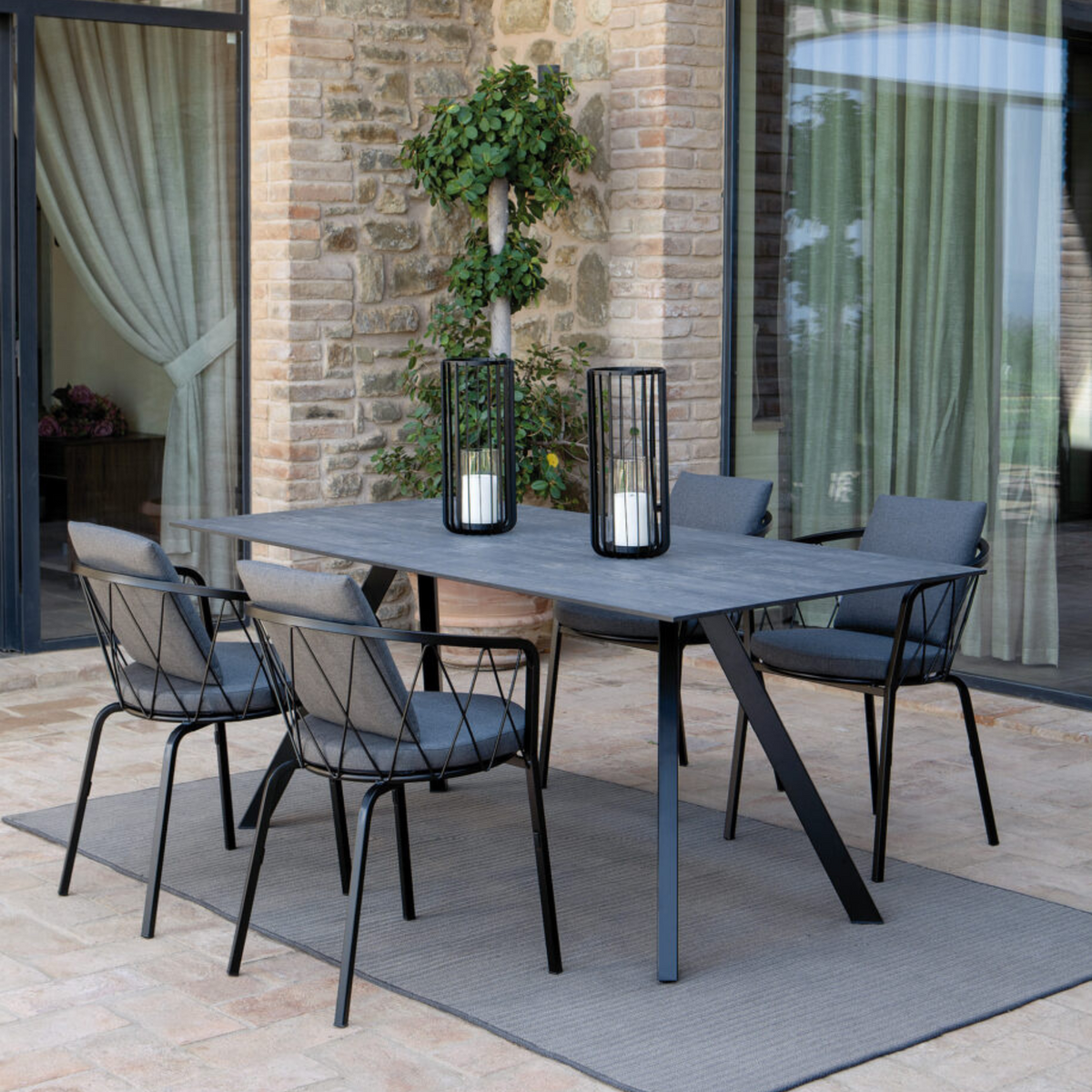 Sedia da giardino in metallo verniciato impilabili "Daisy" cm 57x55 75h