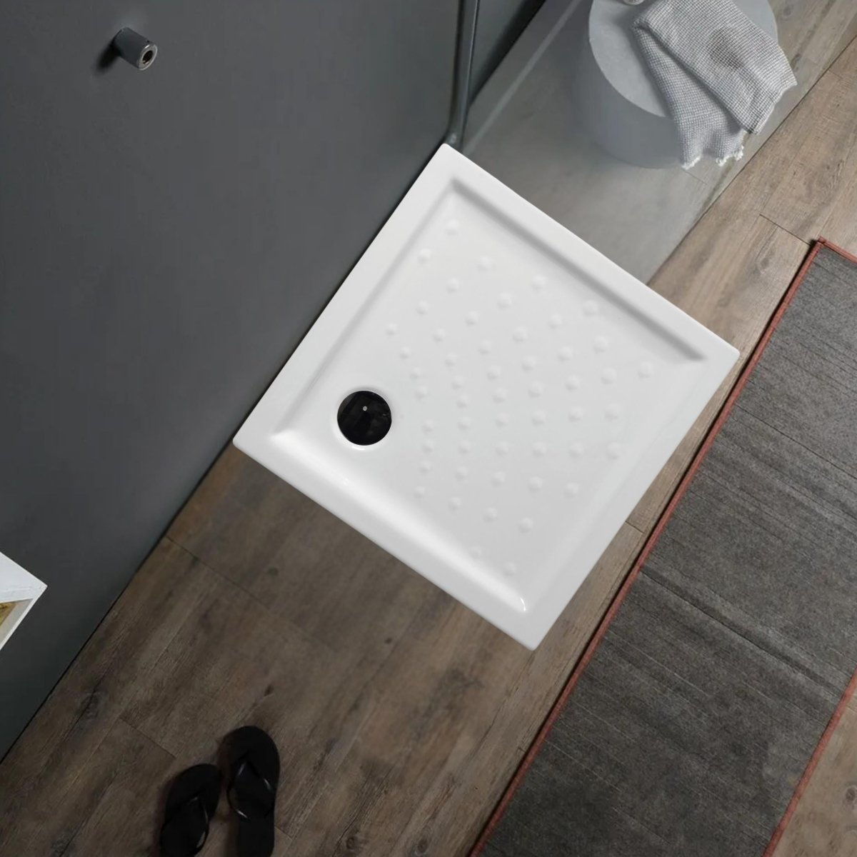 Piatto doccia quadrato "Matera" in ceramica bianca antiscivolo con bordi rialzati - MondoViro