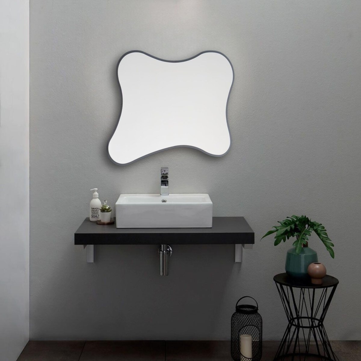 Specchio a led sagomato "Gresham" reversibile con cornice retroilluminata - MondoViro