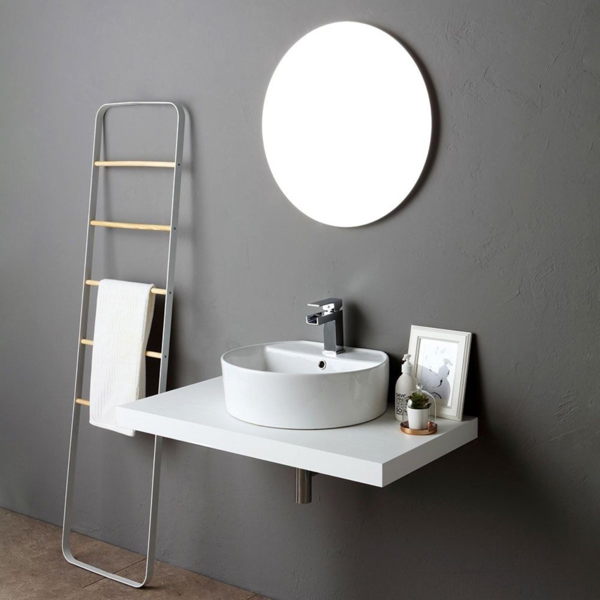 Specchio rotondo moderno "Medford" bordo in filo lucido di design reversibile - MondoViro