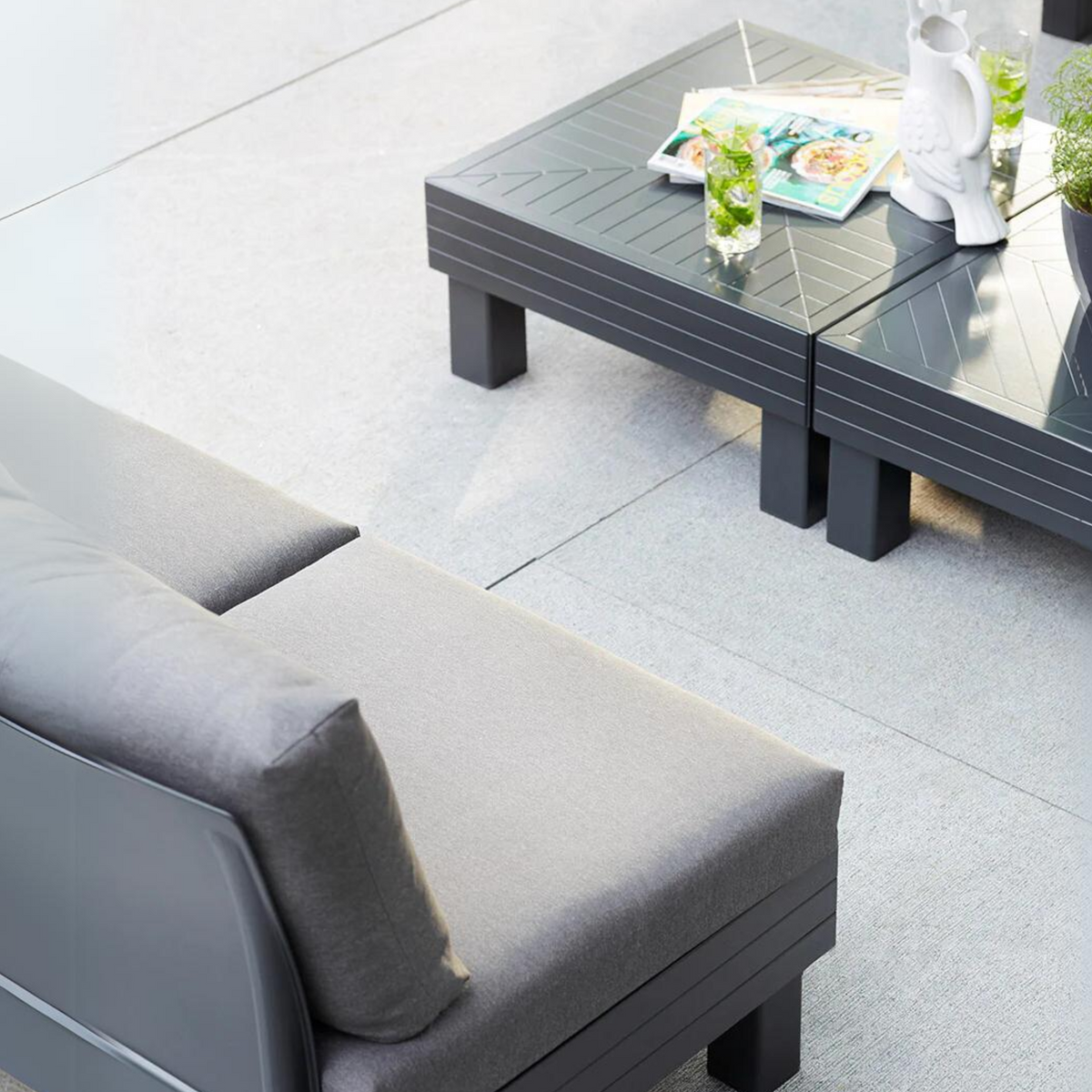 Set da giardino 5 posti "Elements" divano 2 poltrone e 1 tavolino modulare