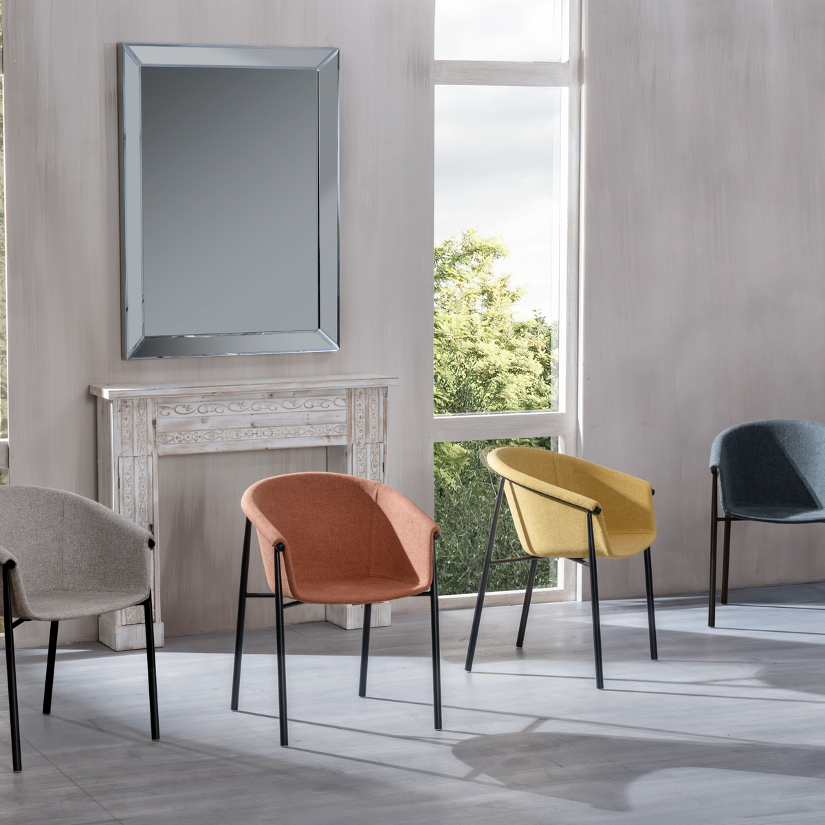 Set di sedie moderne in tessuto "Orchidea" eleganti con struttura in metallo verniciato