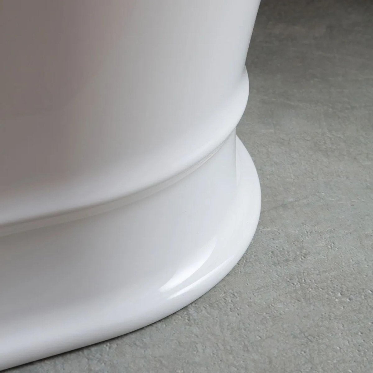 Vasca da bagno ovale a centro stanza "Bari" in marmo ricomposto bianco cm 170x84 84h - MondoViro
