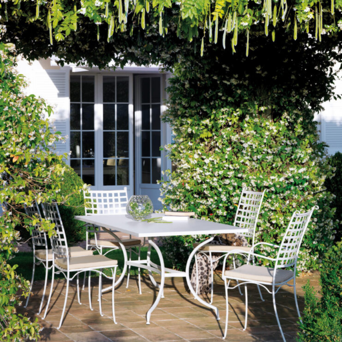 Set di 4 sedie in metallo verniciato "Tosca" da giardino impilabili cm 55x55 98h