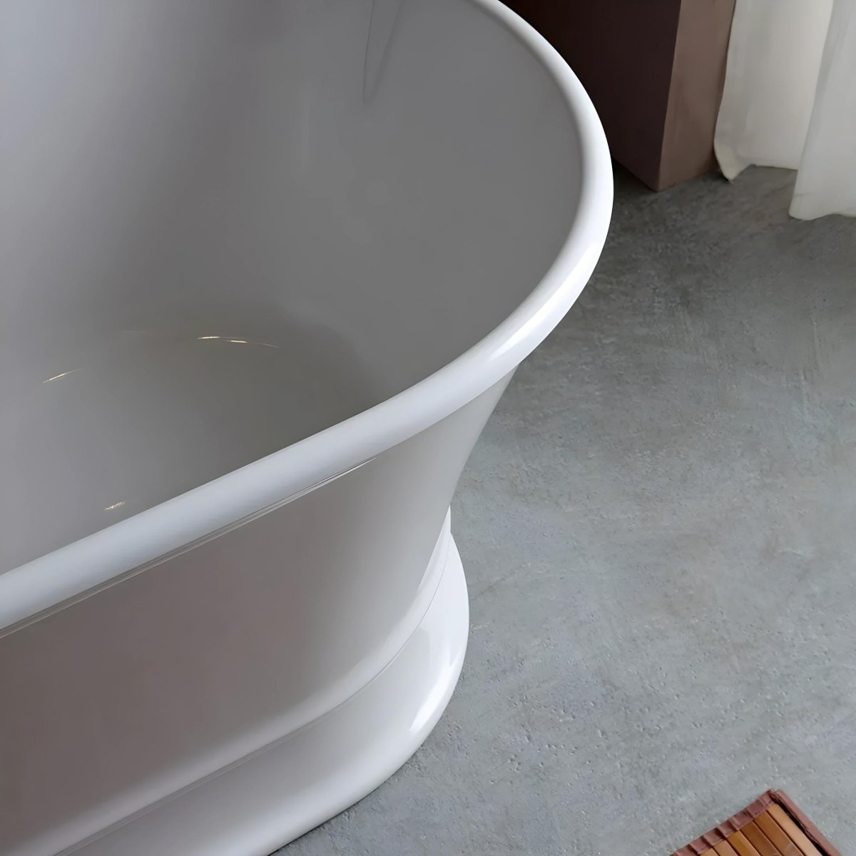Vasca da bagno ovale a centro stanza "Bari" in marmo ricomposto bianco cm 170x84 84h - MondoViro