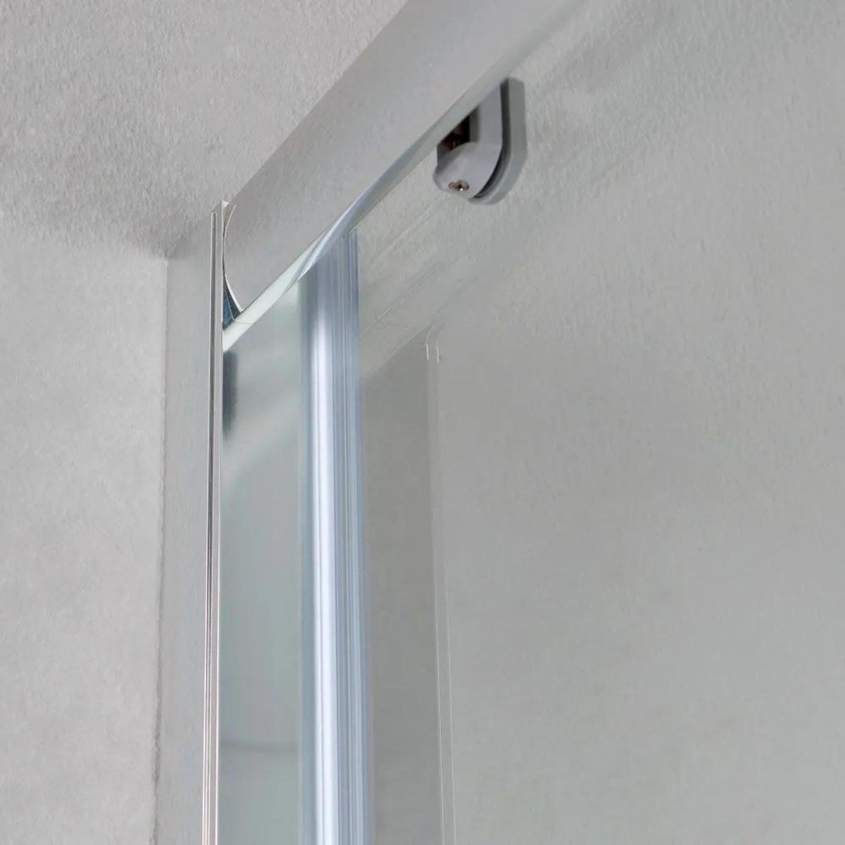 Doccia nicchia con porta scorrevole "Genova" in vetro temperato trasparente h 185 cm - MondoViro