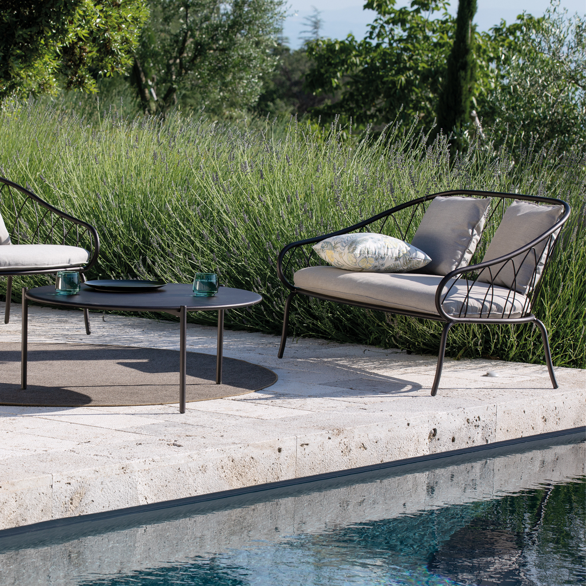 Divano da giardino in metallo "Flora" panca lounge impilabile cm 160x78 75h
