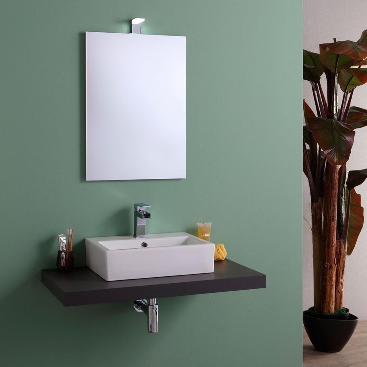 Specchio rettangolare a led "Salem" senza cornice con lampada cm 50x70 - MondoViro