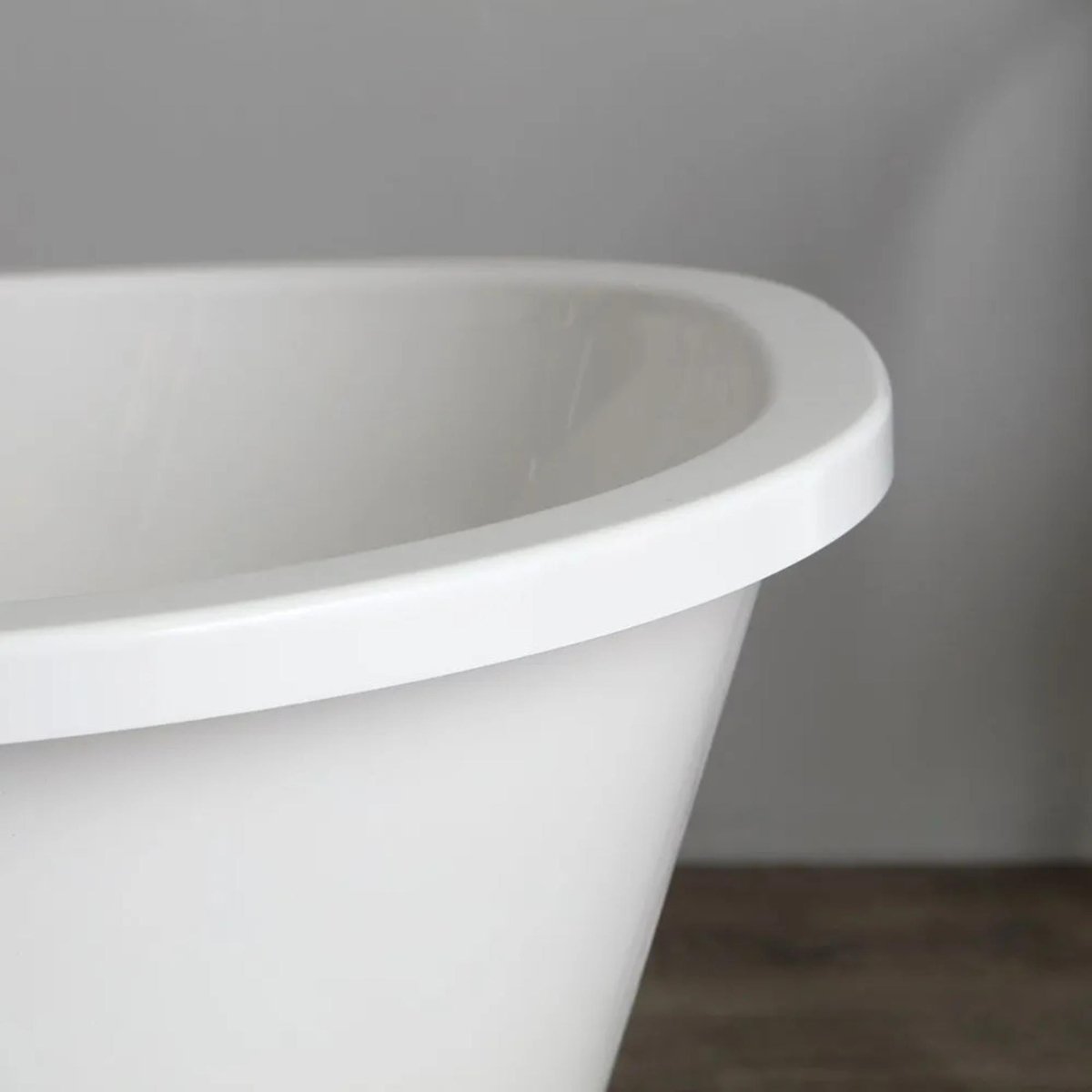 Vasca da bagno autoportante "Alma" in marmo ricomposto bianco cm 159,5x73 80,5h - MondoViro