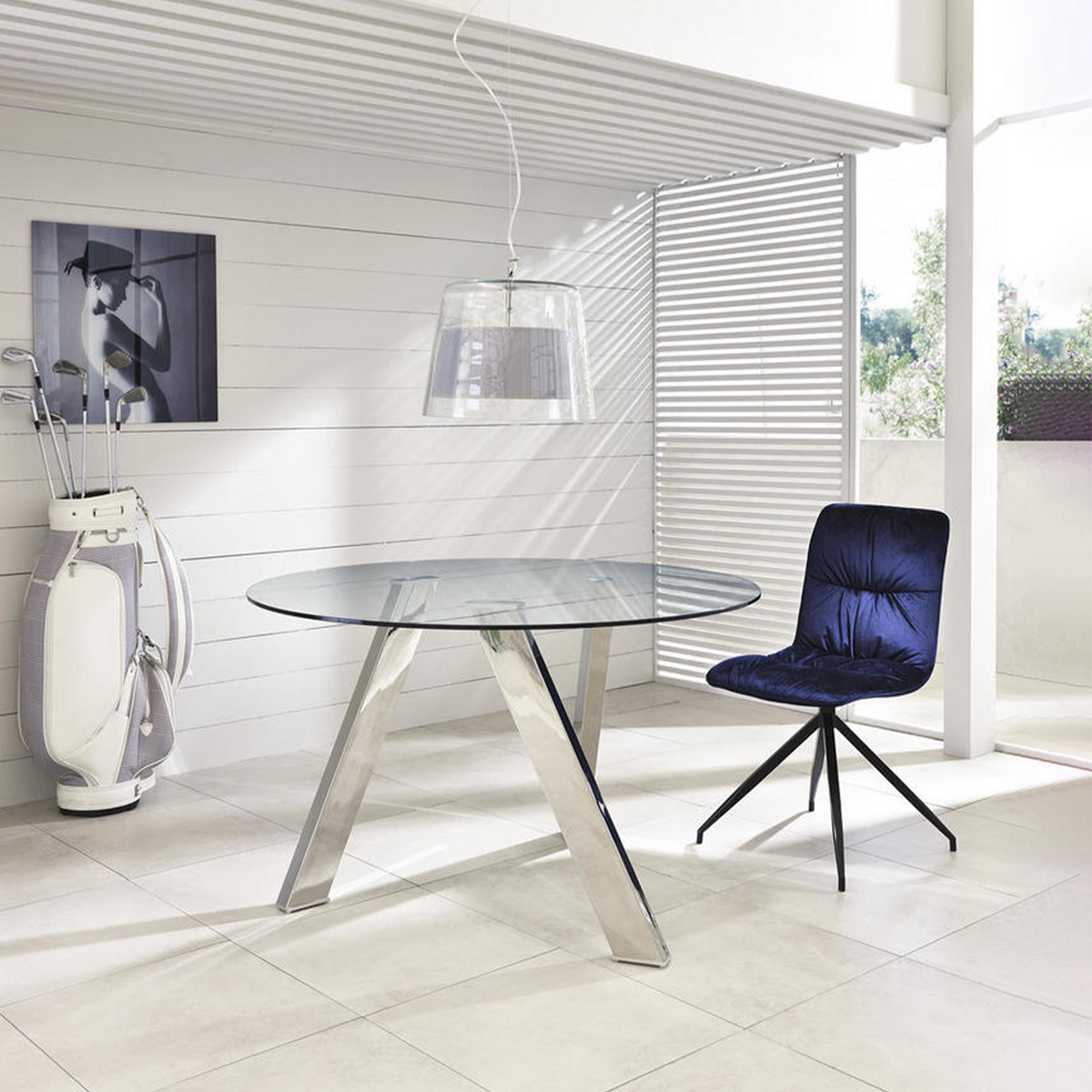 Tavolo moderno da pranzo tondo "Idahol" in vetro temperato cm 120x120 75h