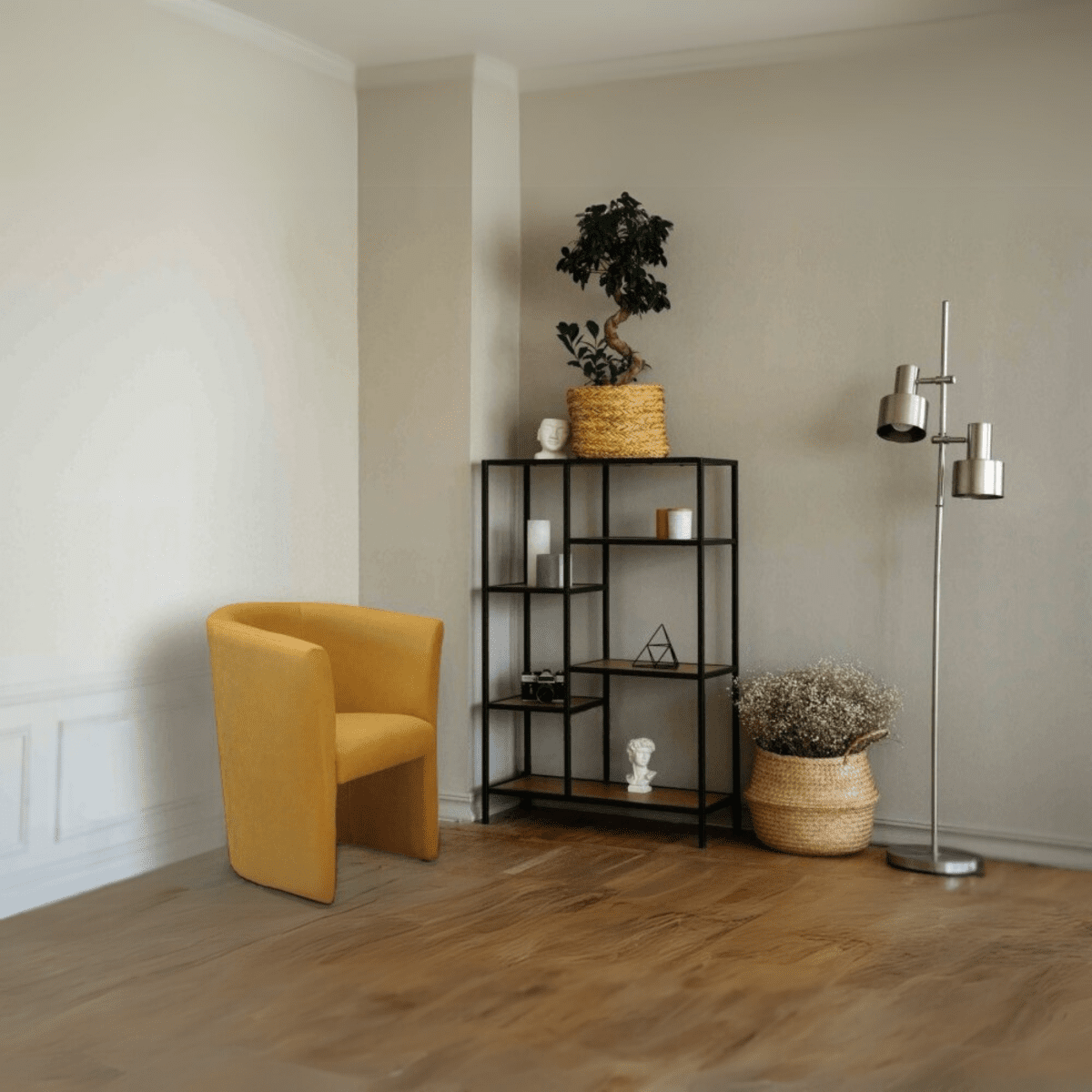 Poltrona in tessuto moderna "Belize" con struttura in legno cm 63,5x62,5 76h - MondoViro