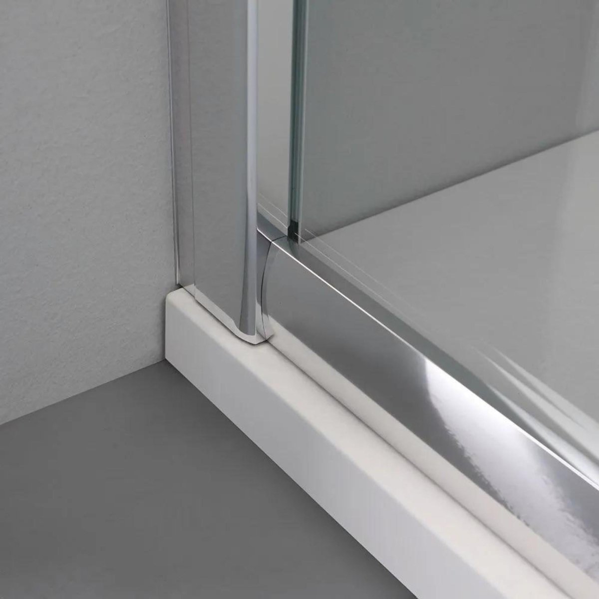 Box doccia con ante scorrevoli "Genova Two" in vetro temperato trasparente h 185 cm - MondoViro