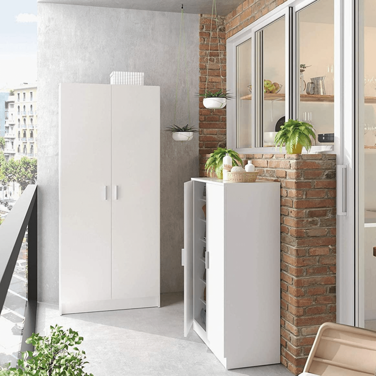 Armadio multiuso bianco in legno con ripiani e vano portascope h 180 cm - MondoViro