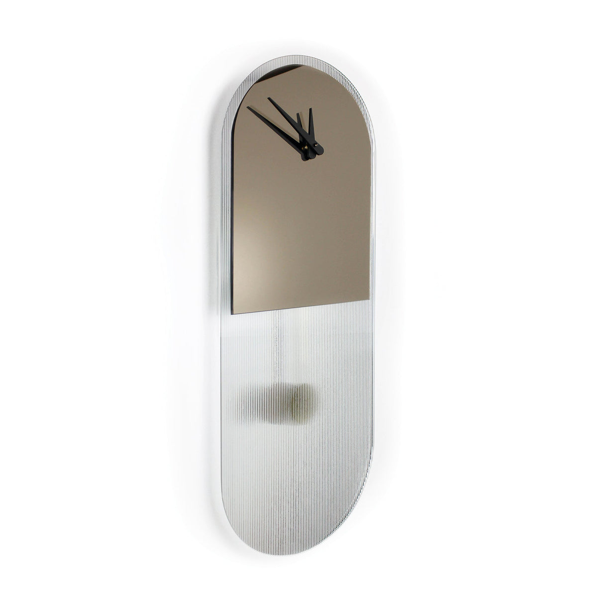 Orologio moderno a pendolo di design "Verona" in vetro rigatino